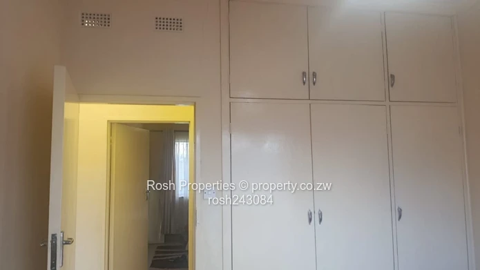 Avondale 2-Bed Garden Flat — Verandah & Borehole