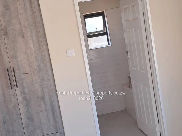 Charming 2-Bedroom Garden Flat Available in Bluff Hill, Harare!