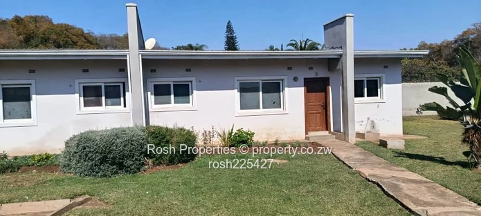 **Charming 2-Bedroom Garden Flat with Borehole in Mabelreign**