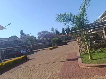 3 Bedroom Flat & Apartment