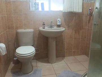 2 Bedroom Garden Flat