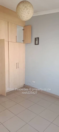 **Charming 2-Bedroom Garden Flat with Borehole in Mabelreign**