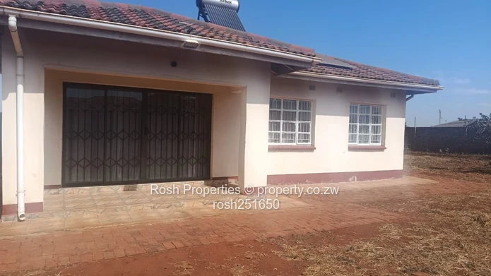 Charming 3-Bed Cottage to Let — Borehole & Solar